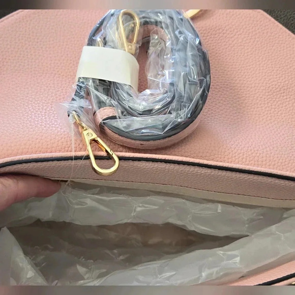 MELLOW WORLD Crossbody Handbag - Picture 4 of 6